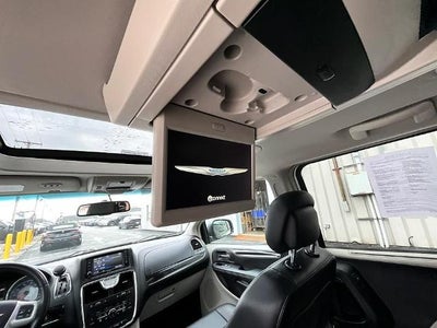 2016 Chrysler Town & Country 4dr Wgn Touring-L