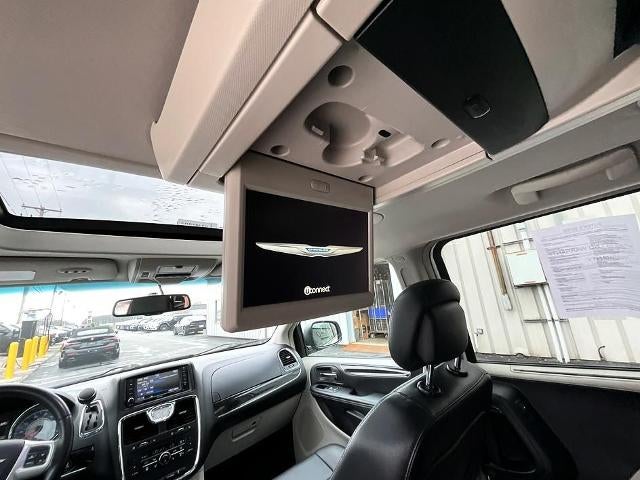 2016 Chrysler Town & Country 4dr Wgn Touring-L