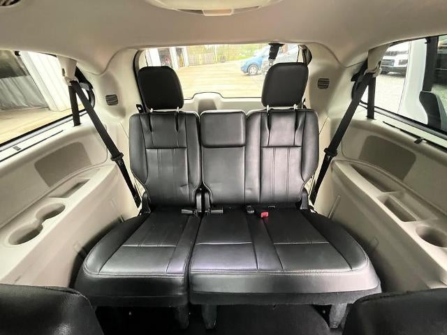 2016 Chrysler Town & Country 4dr Wgn Touring-L