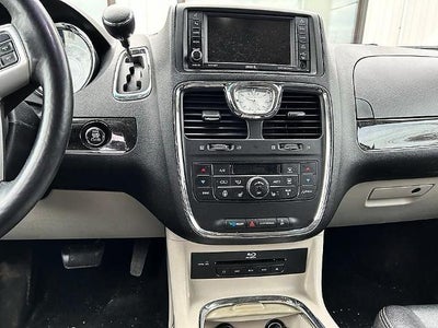 2016 Chrysler Town & Country 4dr Wgn Touring-L