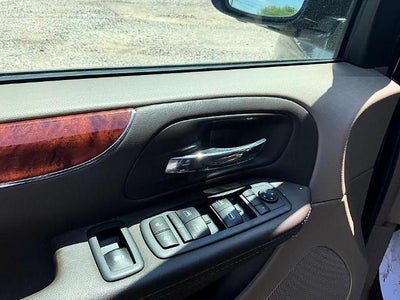 2014 Chrysler Town & Country 4dr Wgn Touring-L