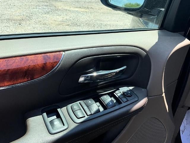 2014 Chrysler Town & Country 4dr Wgn Touring-L