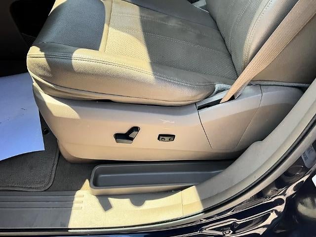 2014 Chrysler Town & Country 4dr Wgn Touring-L