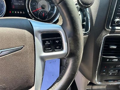 2014 Chrysler Town & Country 4dr Wgn Touring-L