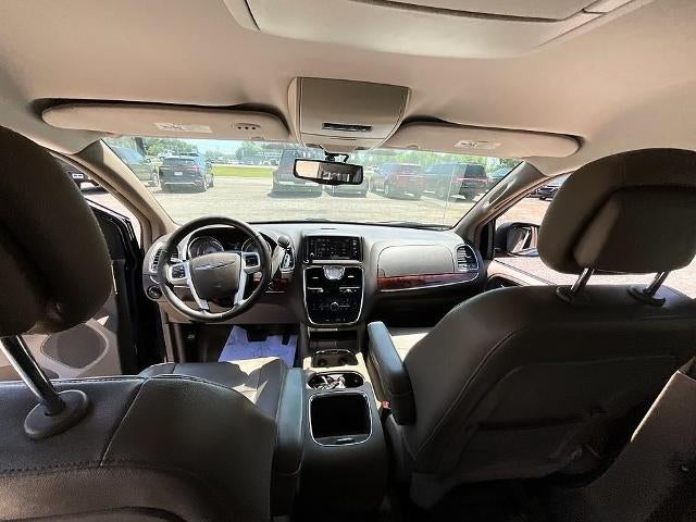 2014 Chrysler Town & Country 4dr Wgn Touring-L