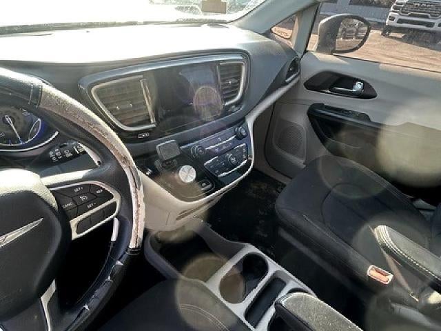 2017 Chrysler Pacifica Touring FWD