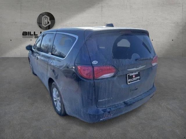 2017 Chrysler Pacifica Touring FWD