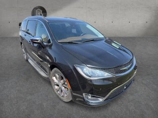 2019 Chrysler Pacifica Limited FWD