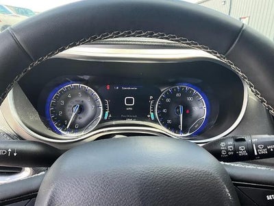 2024 Chrysler Pacifica Limited FWD