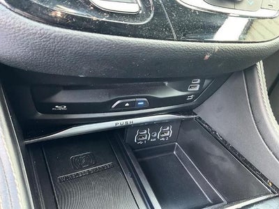 2024 Chrysler Pacifica Limited FWD