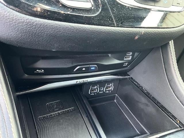 2024 Chrysler Pacifica Limited FWD