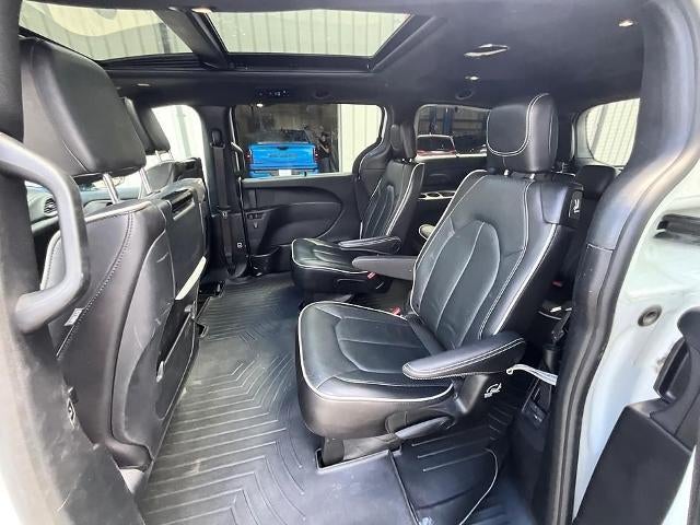 2024 Chrysler Pacifica Limited FWD