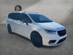 2024 Chrysler Pacifica Limited FWD