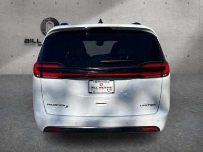 2024 Chrysler Pacifica Limited FWD
