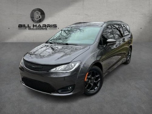 2020 Chrysler Pacifica Limited FWD