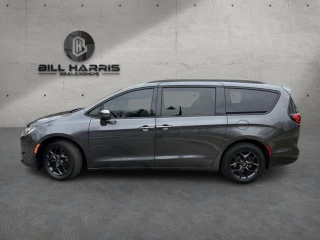 2020 Chrysler Pacifica Limited FWD