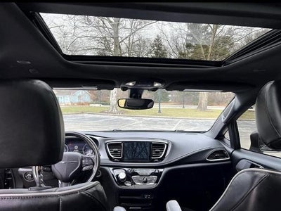 2020 Chrysler Pacifica Limited FWD