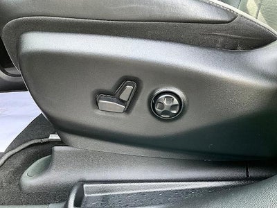 2024 Chrysler Pacifica Limited AWD