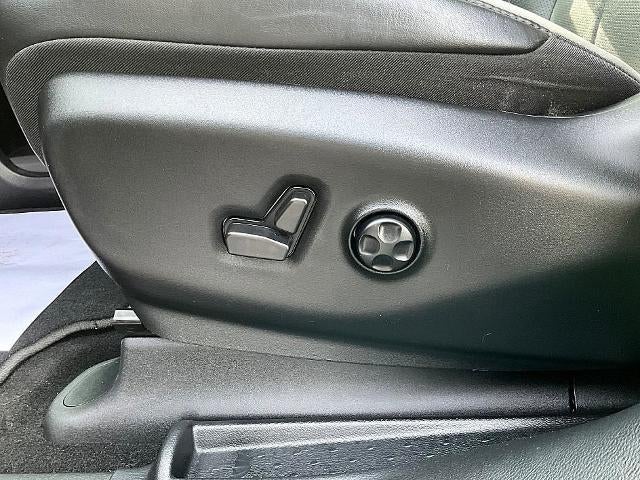 2024 Chrysler Pacifica Limited AWD