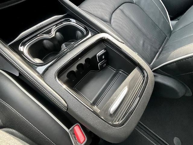 2024 Chrysler Pacifica Limited AWD