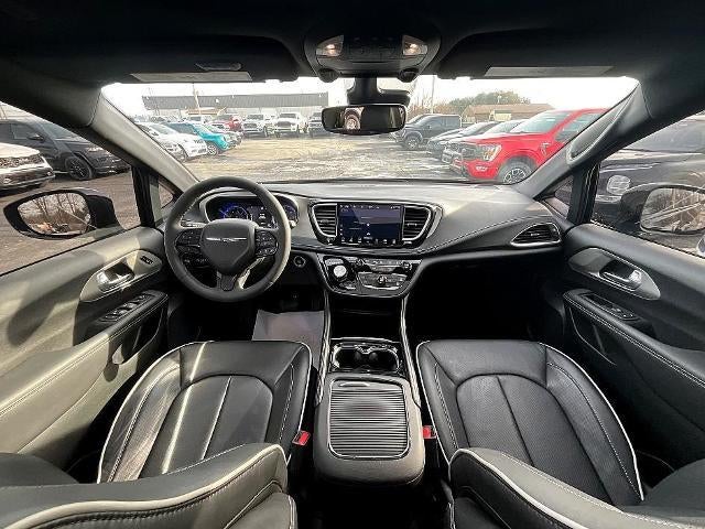 2024 Chrysler Pacifica Limited AWD