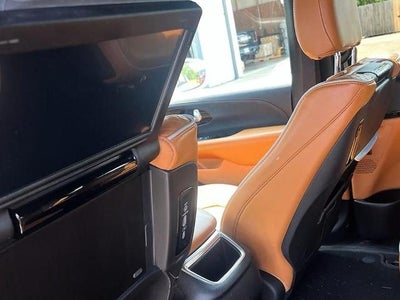 2022 Chrysler Pacifica Pinnacle AWD