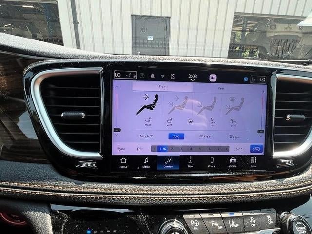 2022 Chrysler Pacifica Pinnacle AWD