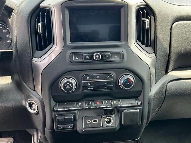 2024 Chevrolet Silverado 2500 HD Crew Cab Standard Box 4-Wheel Drive Custom
