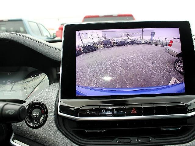 2022 Jeep Compass Latitude FWD