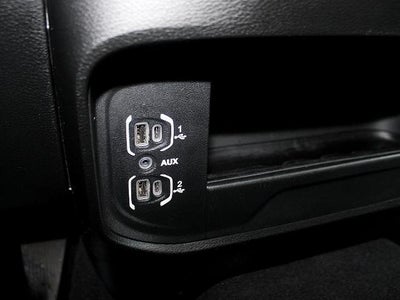 2021 RAM 3500 Tradesman 4x4 Crew Cab 6'4" Box