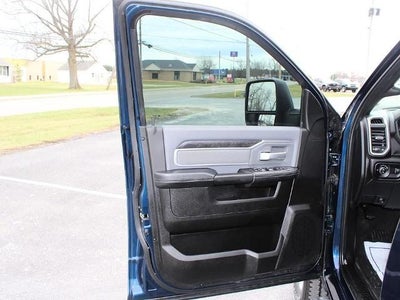 2023 RAM 3500 Big Horn 4x4 Crew Cab 6'4" Box