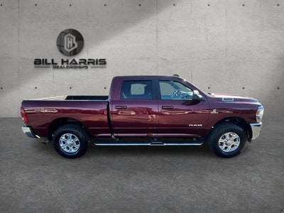 2022 RAM 3500 Big Horn 4x4 Crew Cab 6'4" Box