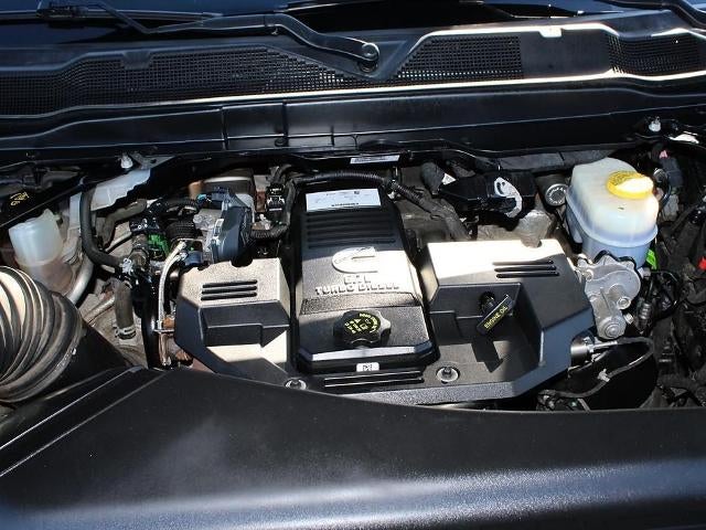 2022 RAM 3500 Laramie 4x4 Crew Cab 6'4" Box