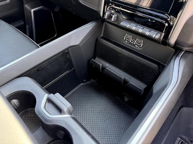 2024 RAM 3500 Laramie 4x4 Crew Cab 6'4" Box