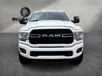 2023 RAM 3500 Big Horn 4x4 Crew Cab 8' Box