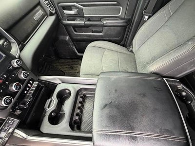 2023 RAM 3500 Big Horn 4x4 Crew Cab 8' Box
