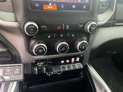 2023 RAM 3500 Big Horn 4x4 Crew Cab 8' Box