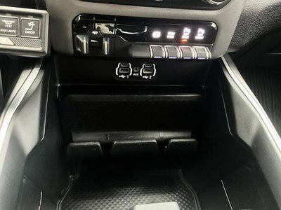 2023 RAM 3500 Big Horn 4x4 Crew Cab 8' Box