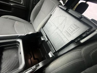 2023 RAM 3500 Big Horn 4x4 Crew Cab 8' Box