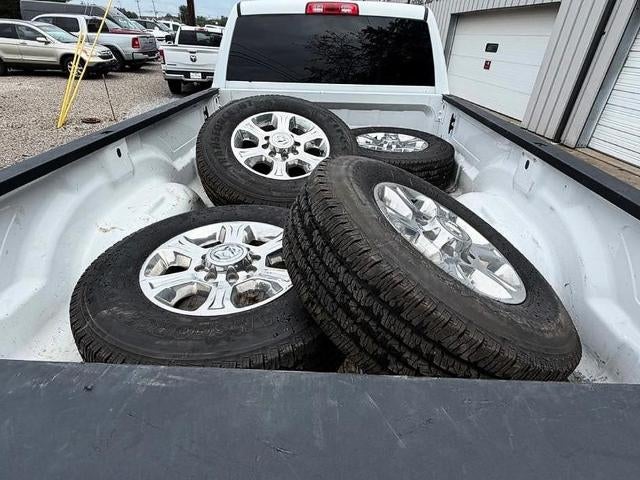 2023 RAM 3500 Big Horn 4x4 Crew Cab 8' Box