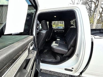 2023 RAM 3500 Big Horn 4x4 Crew Cab 8' Box