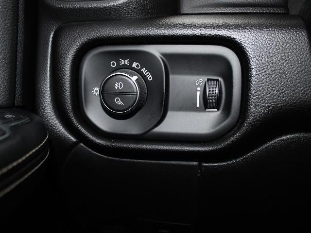 2023 RAM 3500 Big Horn 4x4 Crew Cab 8' Box