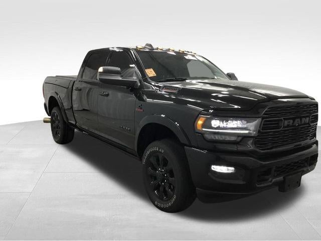 2022 RAM 3500 Limited 4x4 Crew Cab 6'4" Box