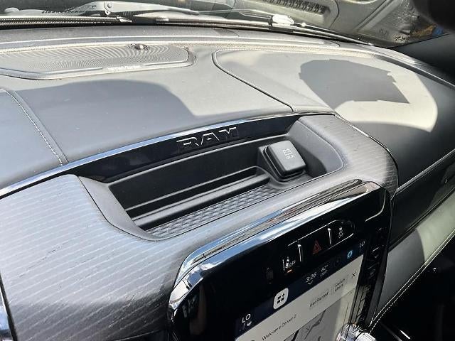 2022 RAM 3500 Limited 4x4 Crew Cab 6'4" Box