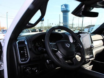 2025 RAM 2500 Laramie 4x4 Crew Cab 6'4" Box