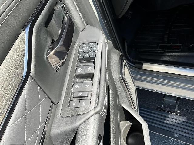 2026 RAM 2500 Limited 4x4 Mega Cab 6'4" Box