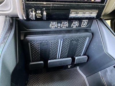 2026 RAM 2500 Limited 4x4 Mega Cab 6'4" Box