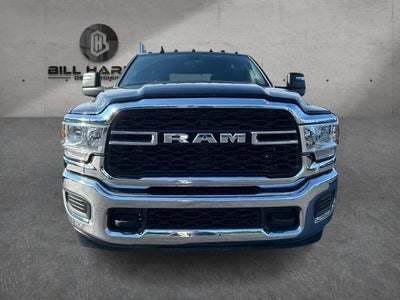 2024 RAM 3500 Tradesman 4x4 Crew Cab 8' Box