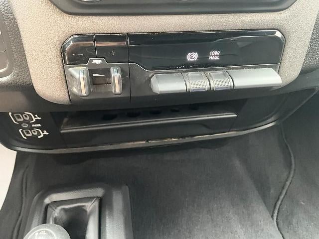 2024 RAM 3500 Tradesman 4x4 Crew Cab 8' Box