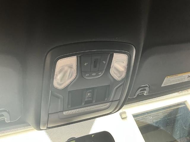 2024 RAM 3500 Tradesman 4x4 Crew Cab 8' Box